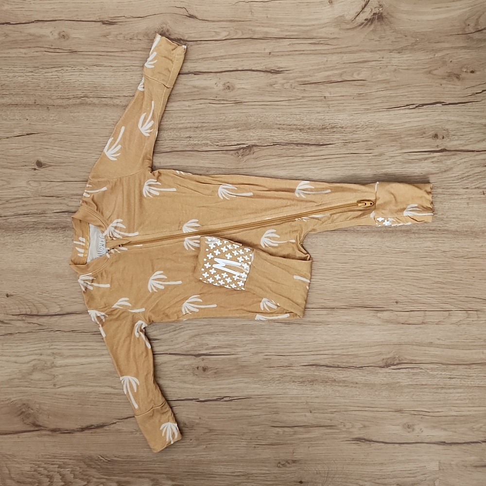 Willow+Co Newborn Zippered Romper in Palms